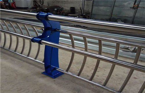 东港不锈钢复合管护栏产品运用时的禁忌