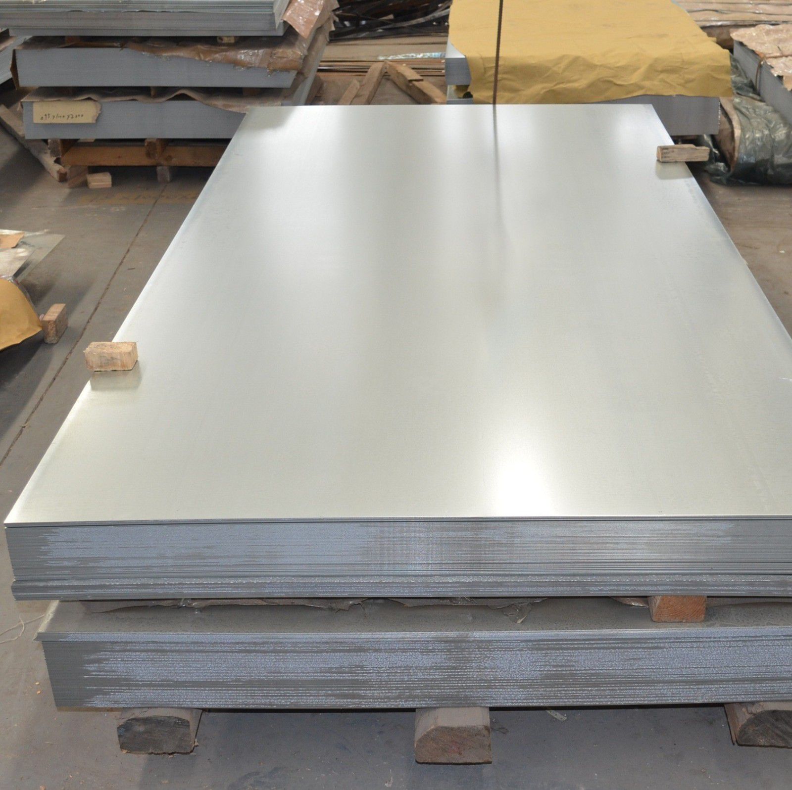 松原焊接鋼板預埋件安裝操作注意事項