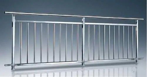 貴陽鋼板護欄立柱產品性能發揮與失效