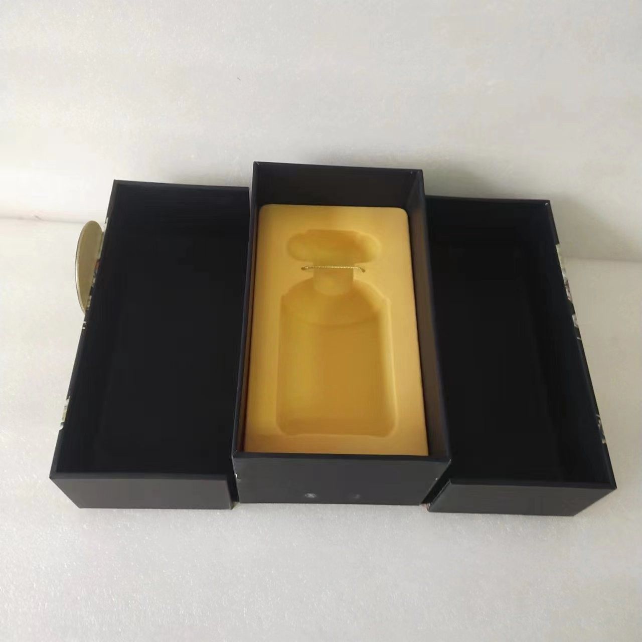 黄岩水晶酒盒